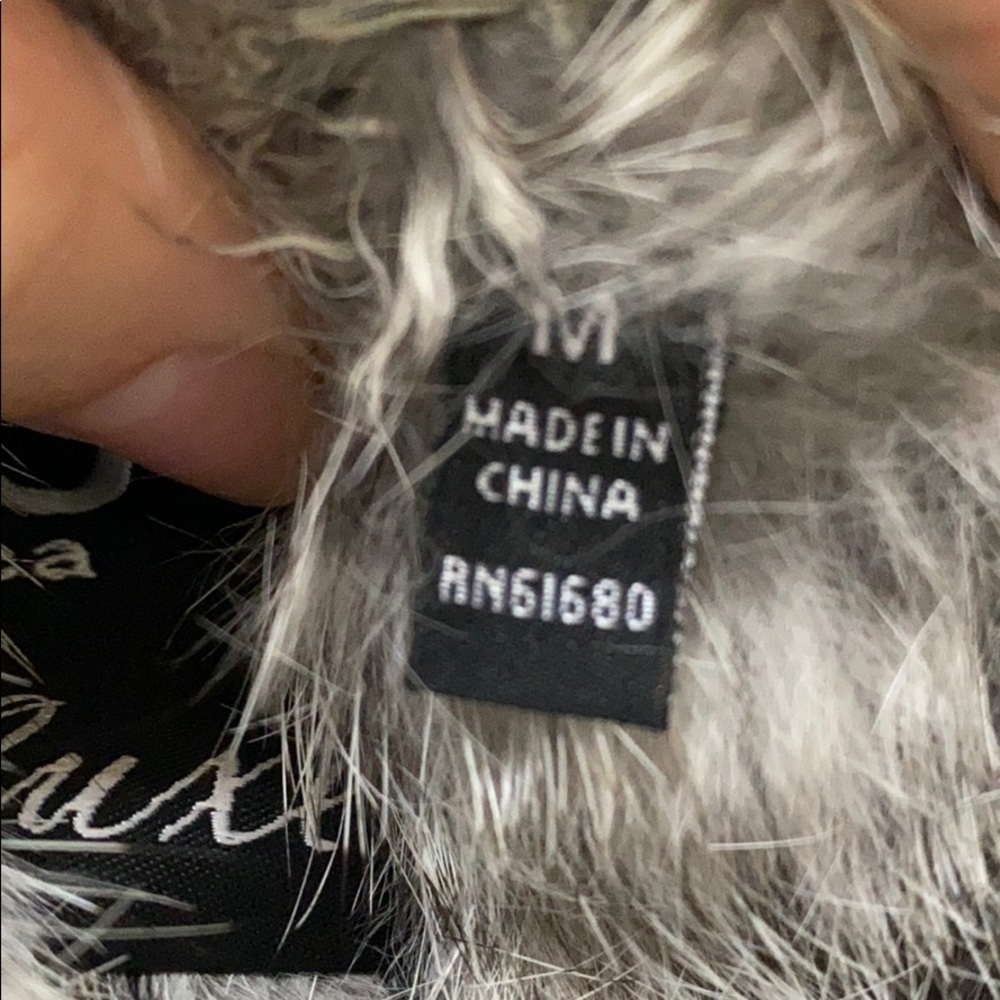 525 America Rabbit Fur Vest - Picture 7 of 7